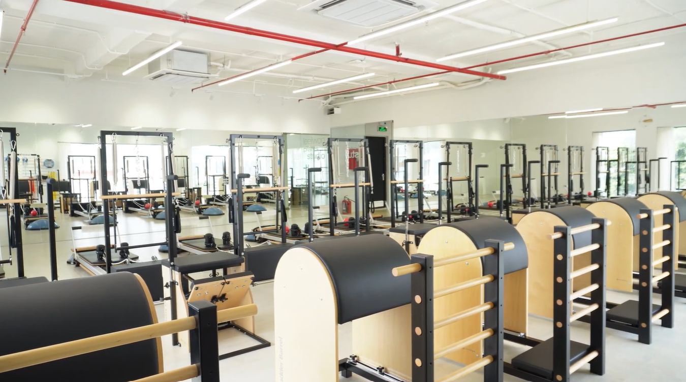máy tập pilates merrithew
